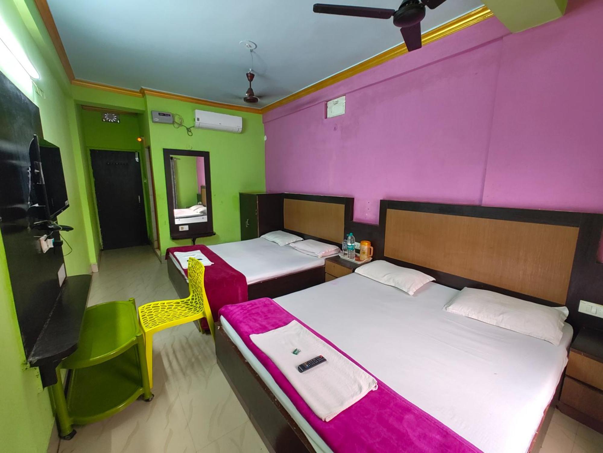 Goroomgo Samrat Palace Puri Near Sea Beach With Parking Facilities - Restaurant Available - Couple Friendly Exteriör bild