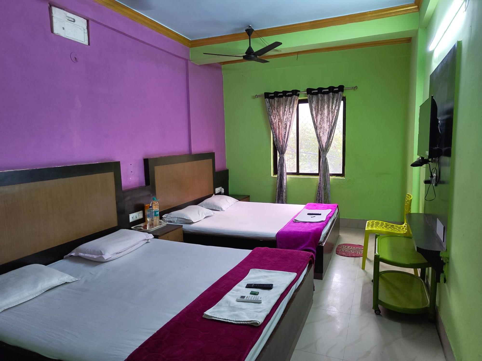 Goroomgo Samrat Palace Puri Near Sea Beach With Parking Facilities - Restaurant Available - Couple Friendly Exteriör bild