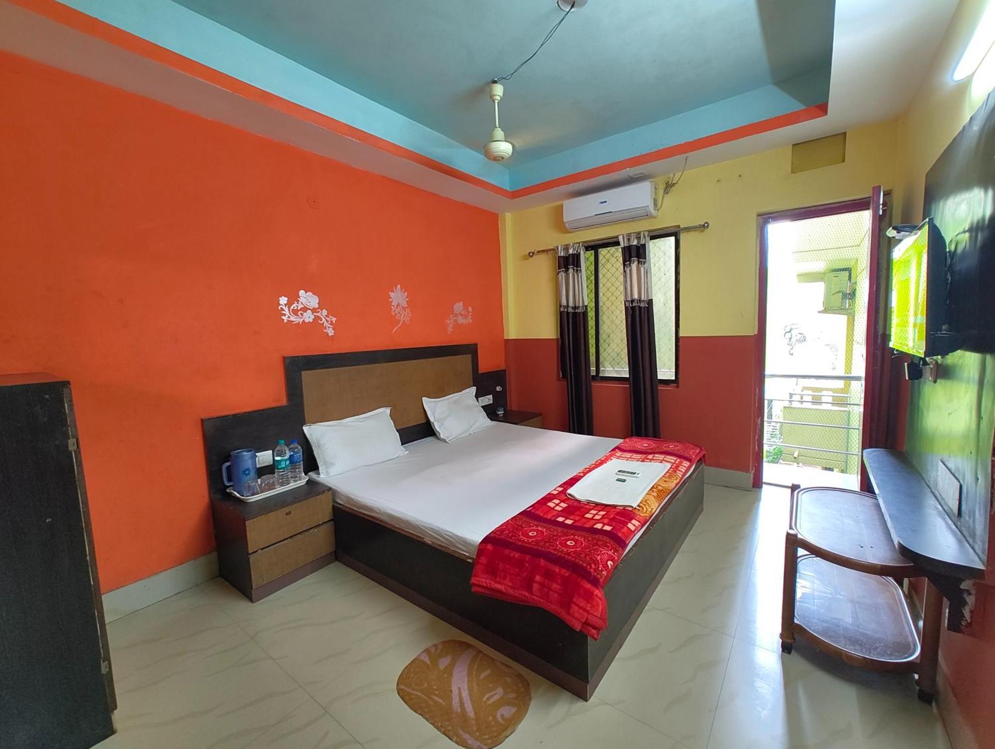 Goroomgo Samrat Palace Puri Near Sea Beach With Parking Facilities - Restaurant Available - Couple Friendly Exteriör bild