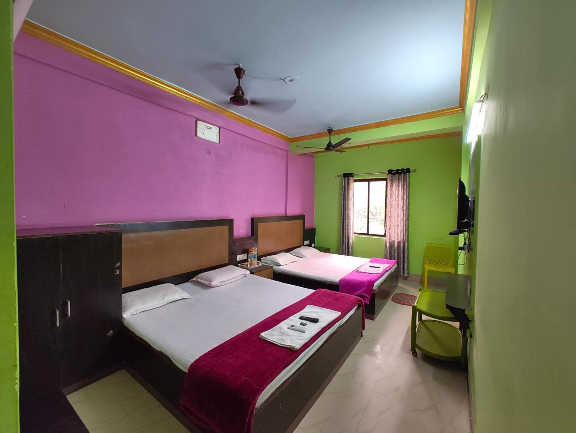 Goroomgo Samrat Palace Puri Near Sea Beach With Parking Facilities - Restaurant Available - Couple Friendly Exteriör bild