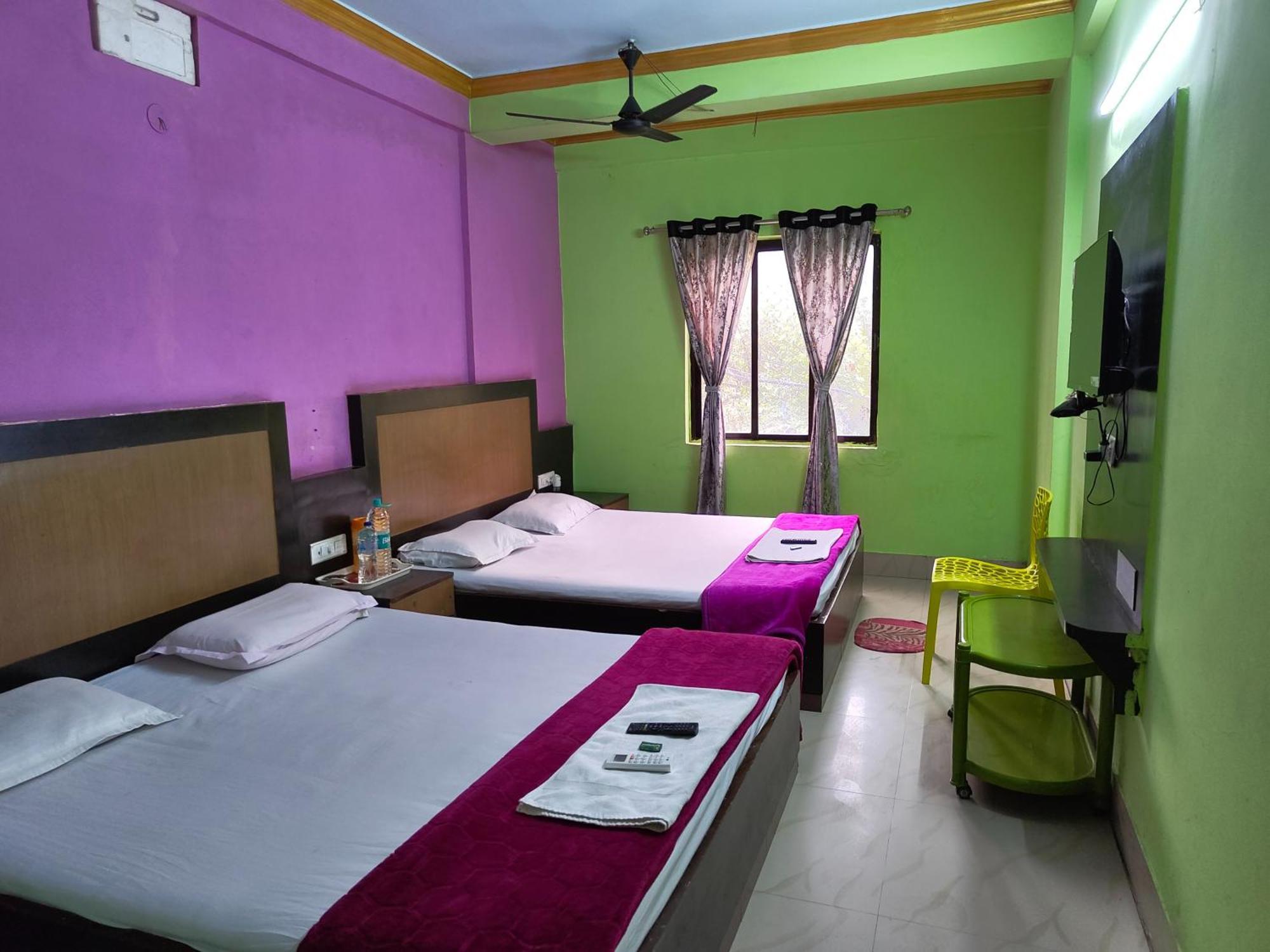 Goroomgo Samrat Palace Puri Near Sea Beach With Parking Facilities - Restaurant Available - Couple Friendly Exteriör bild